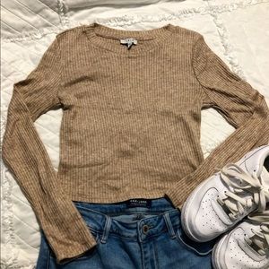 Ribbed Long Sleeve Tee